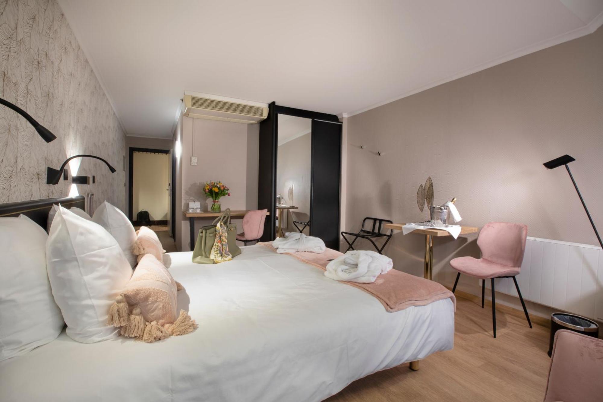 Superior Double Room,1555811005:JPEG